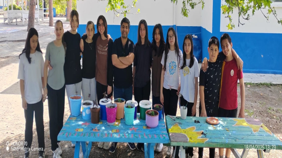 ÇEDES (Çevreme Duyarlıyım, Değerlerime Sahip Çıkıyorum) Projesi Nisan Ayı Etkinliğimiz